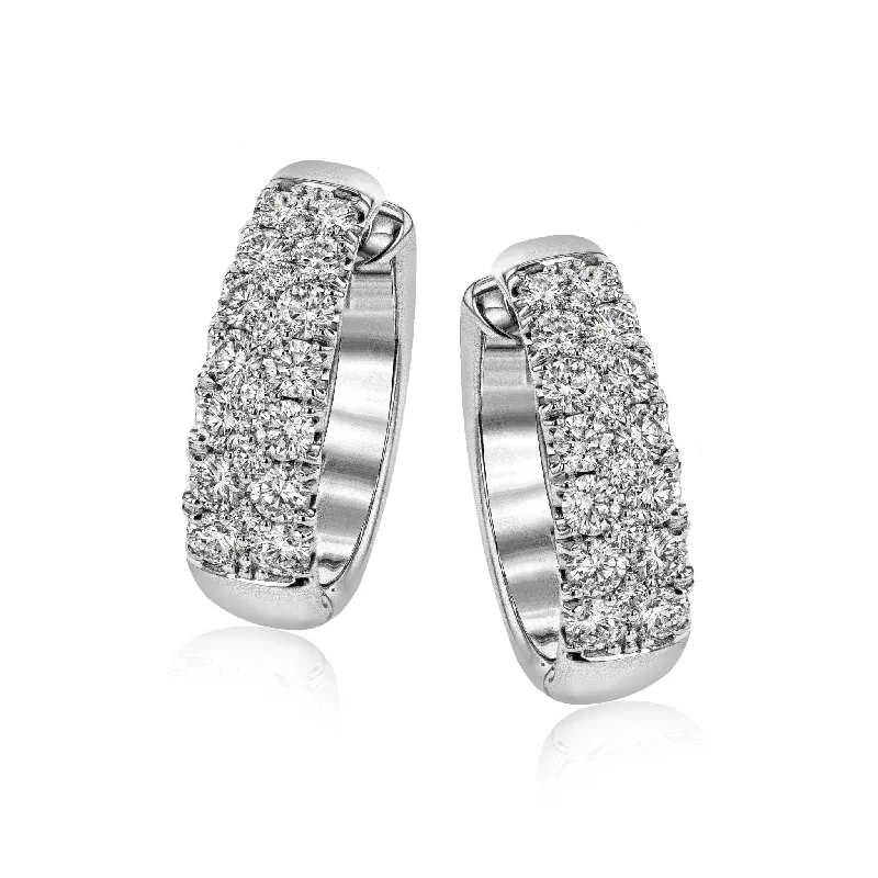 Simon-set Hoop Earrings in 18k Gold with Diamonds