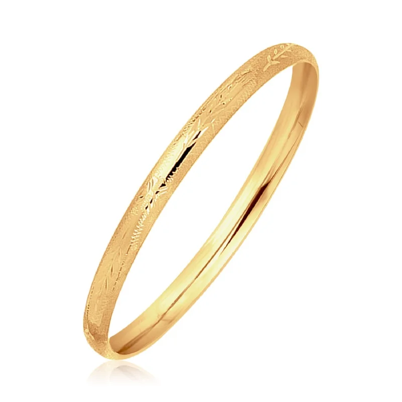 Size: 5.5'' - 14k Yellow Gold Dome Style Children's Bangle with Diamond Cuts