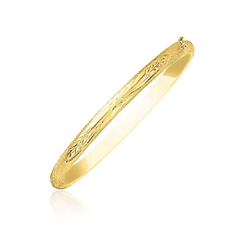 Size: 7'' - 10k Yellow Gold Botanical Pattern Florentine Bangle