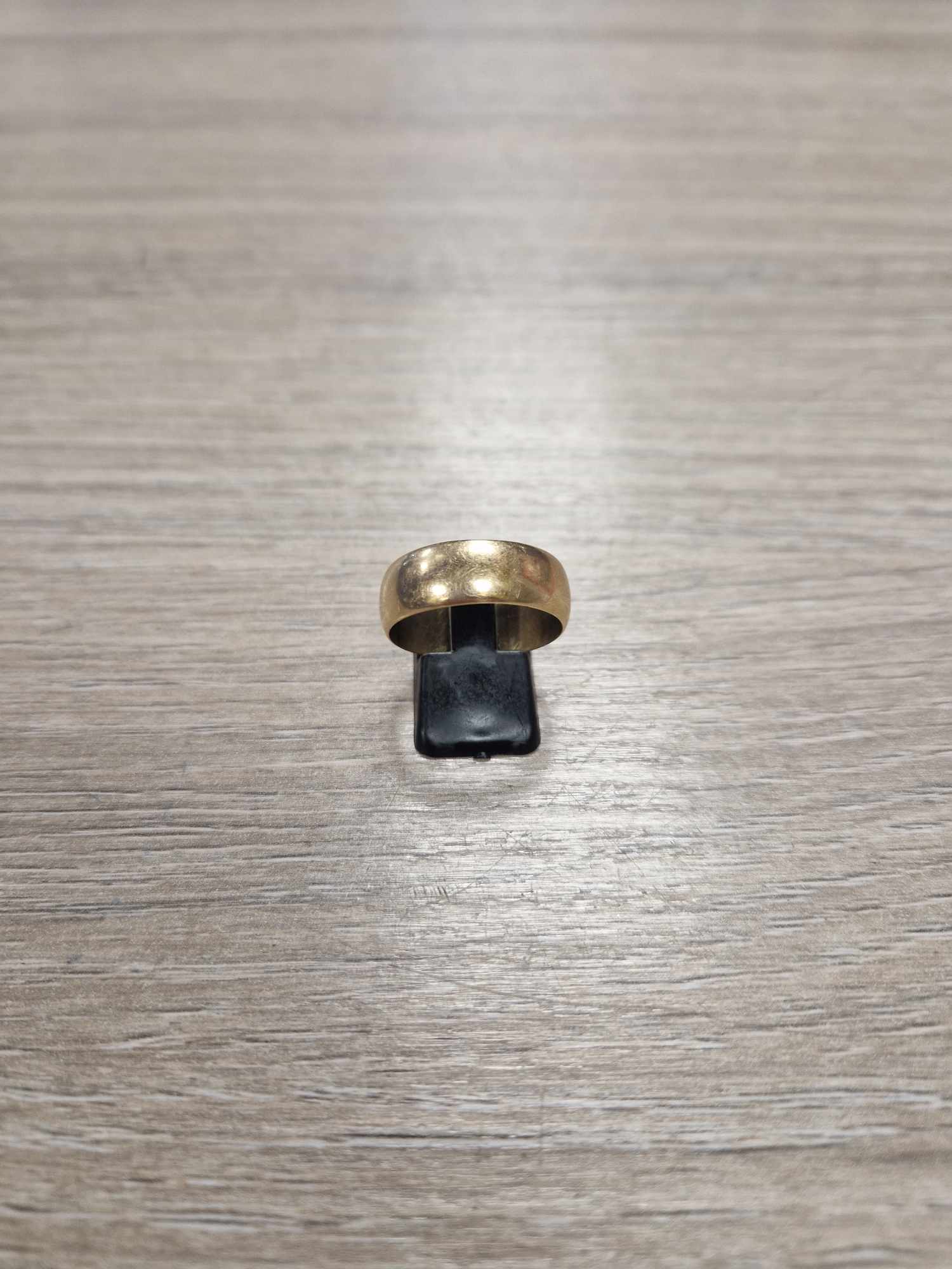 9CT Gold Ring (W)