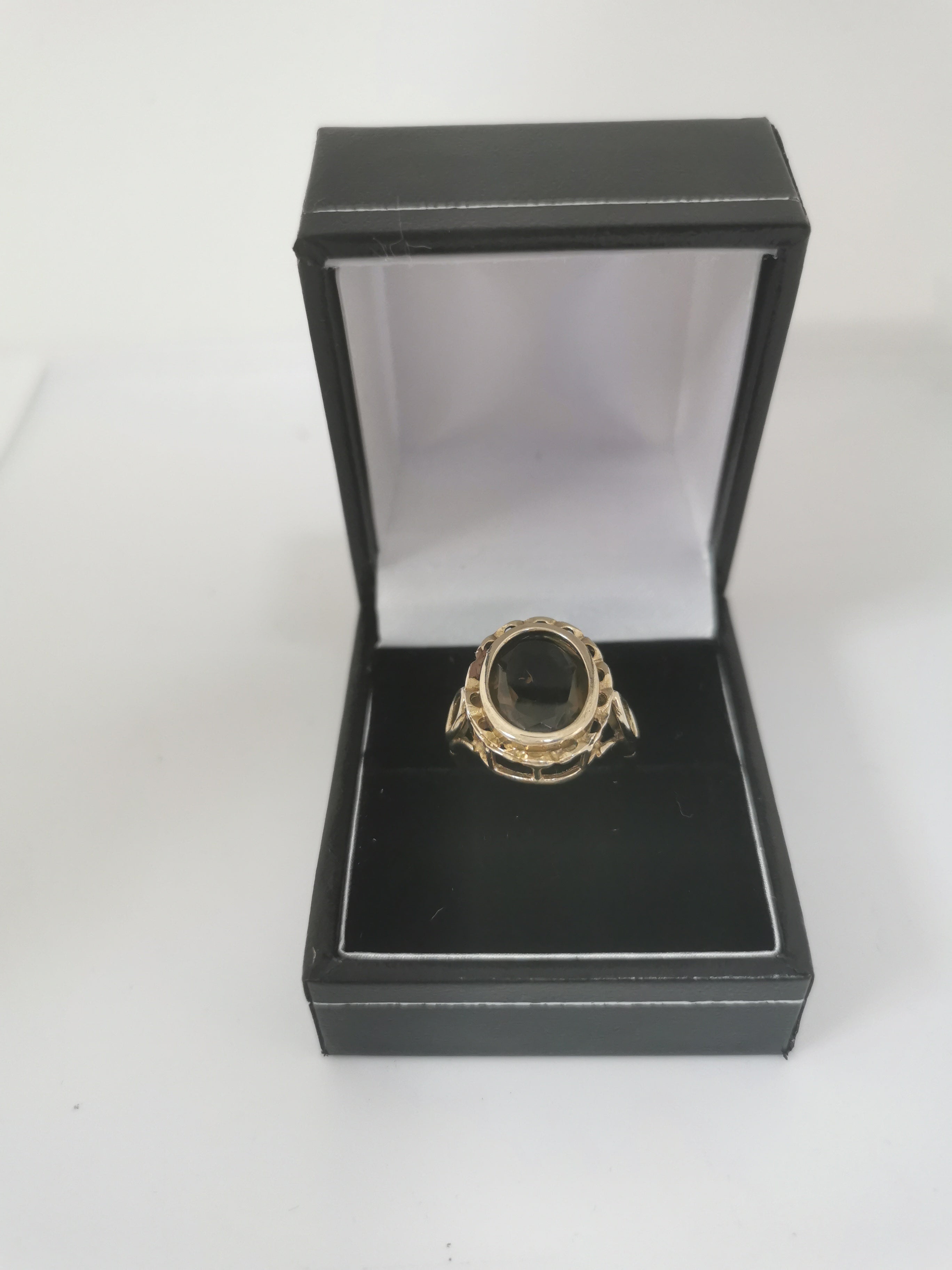 9K Gold Ring with Stone, Hallmarked 375, 3.50Grams, Size: L, Box Included