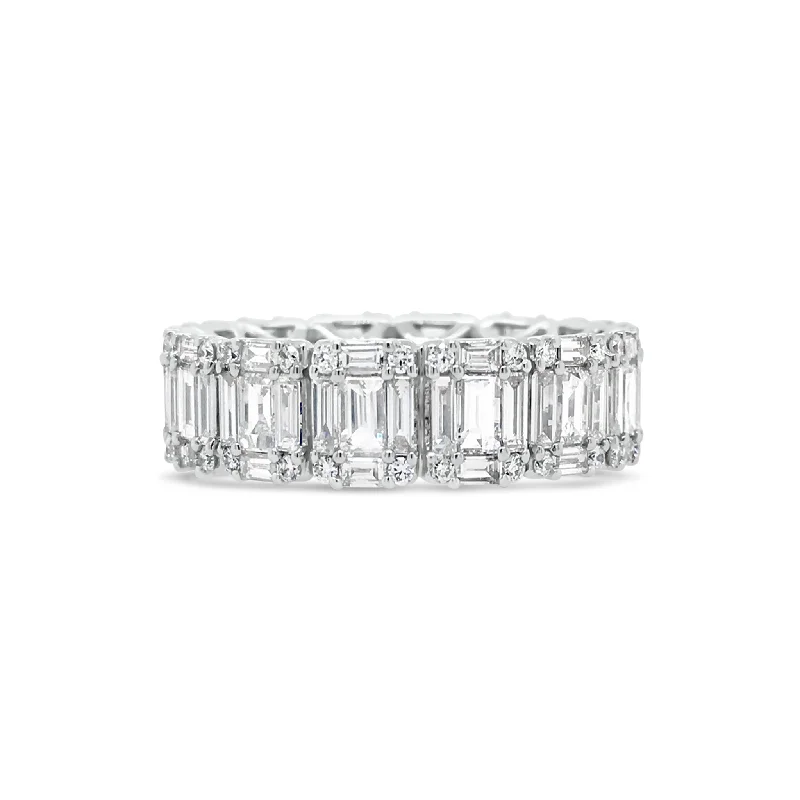 Illusion set Baguette & Round Eternity Ring