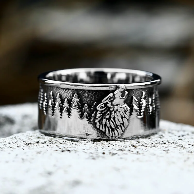 Howling Lone Wolf Stainless Steel Ring