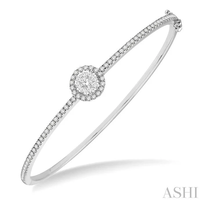 STACKABLE ROUND SHAPE HALO LOVEBRIGHT ESSENTIAL DIAMOND BANGLE