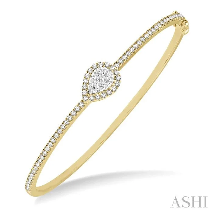 PEAR SHAPE LOVEBRIGHT DIAMOND BANGLE